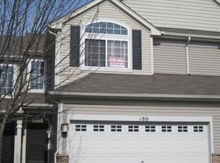 180 Durango Dr, Gilberts, IL 60136