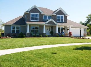 716 Kingfisher Ct, Huron, OH 44839