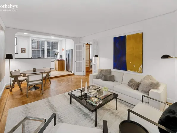 25 Minetta Ln #1JK, New York, NY 10012