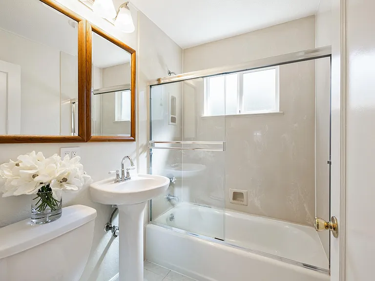 822 Shirley Ave — Photo 15
