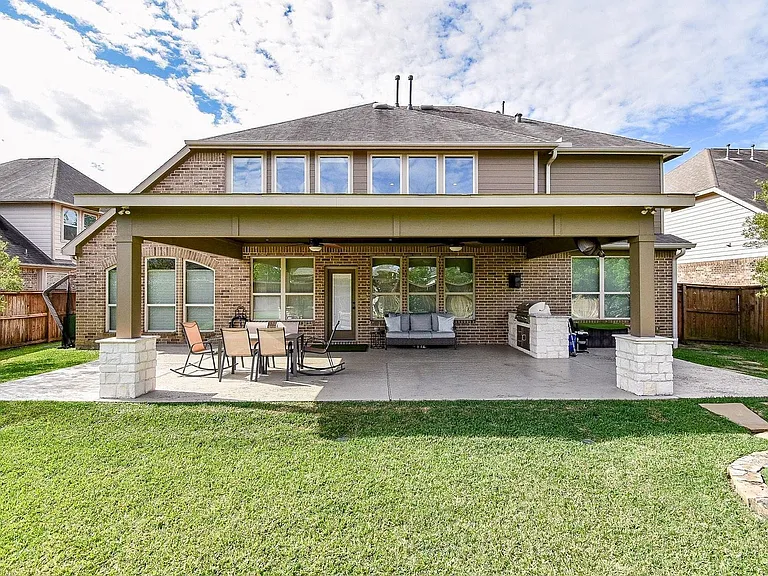 26230 Rustic Woods Ln — Photo 35