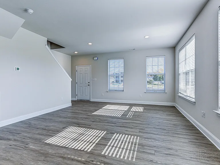 Enclave at Millwood — Photo 17