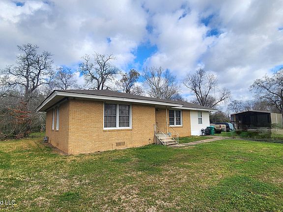 2nd image of 501 Ferriday Dr