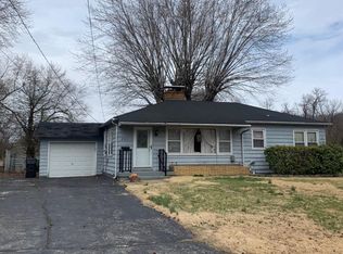 205 Brookside Dr, Caseyville, IL