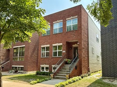 3133 W Wallen Ave, Chicago, IL, 60645