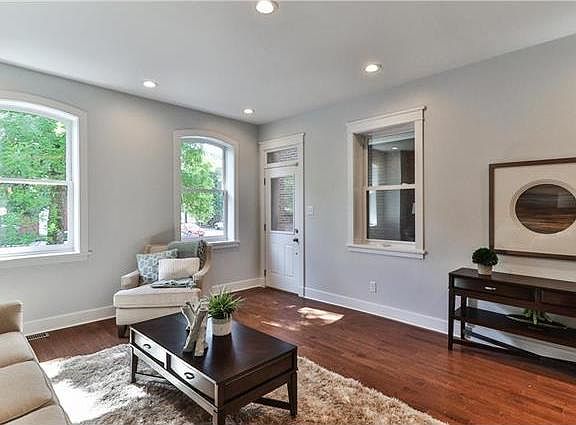 3rd image of 2929 McNair Ave