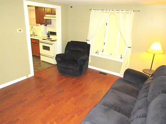 3rd image of 2635 Keenan Ave