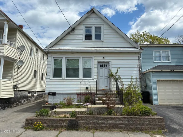 1355 Pleasant Street, Schenectady, NY 12303
