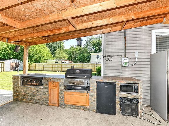5th image of 3445 N Riley Ave
