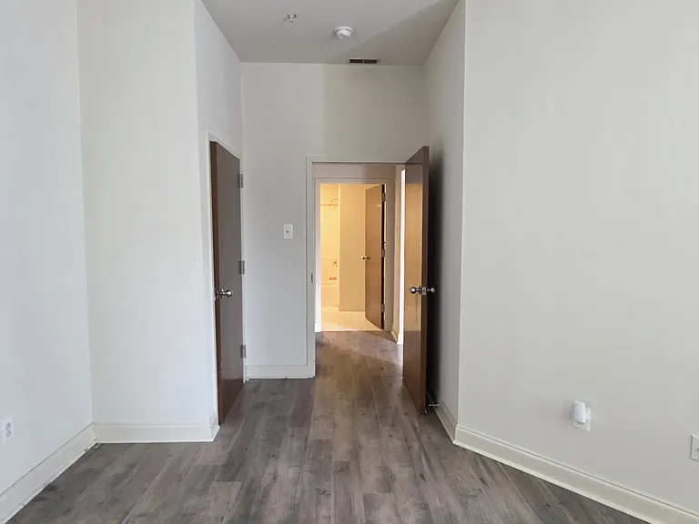 701-3 Sansom St #502 — Photo 14