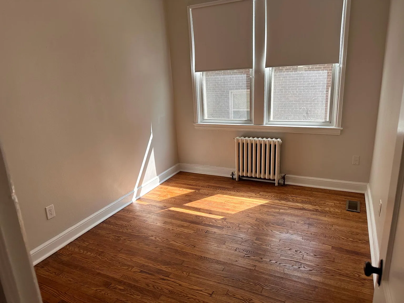 2 bed, 850 sqft, $2,150 — Photo 4