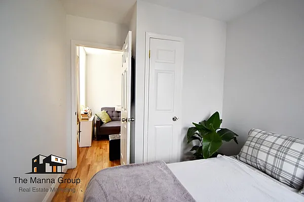 Rented by Bold New York | media 8