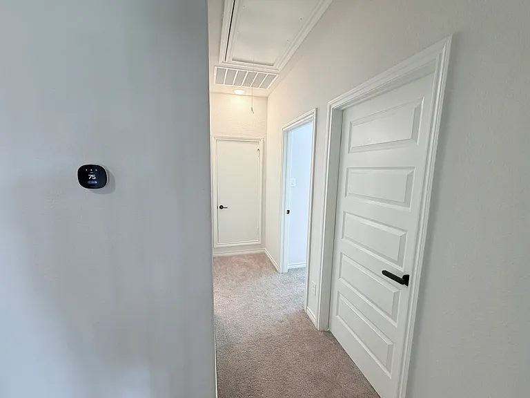 516 William Ct — Photo 18