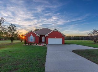 15567 Reid Rd, Athens, AL 35611