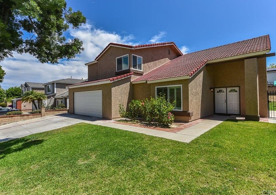 1st image of 19423 Windrose Dr