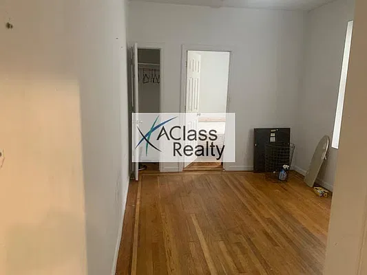 Rented by A Class Realty International | media 16
