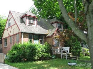 29 Oceanview Ave, Valley Stream, NY 11581