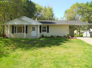 5 Army St, Randolph, MA 02368