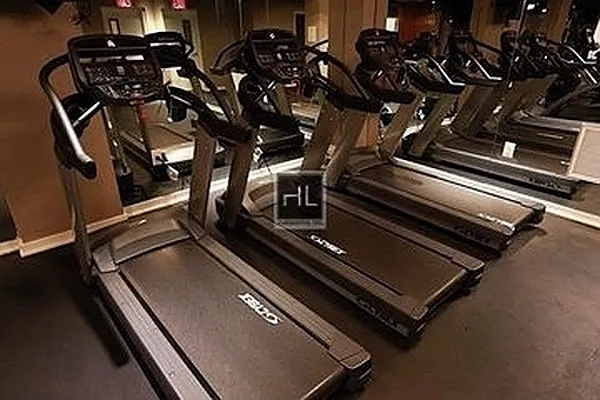 Rented by Highline Residential | media 7