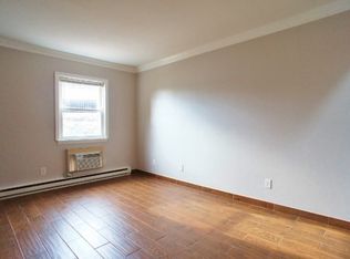 25 Maple St APT 1, Norwalk, CT 06850