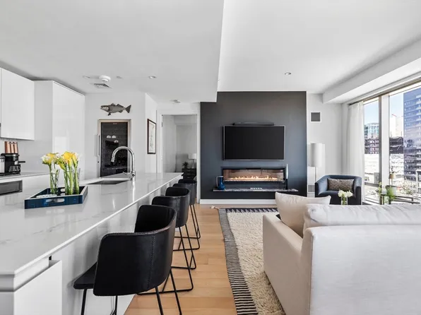 133 Seaport Blvd #920, Boston, MA 02210
