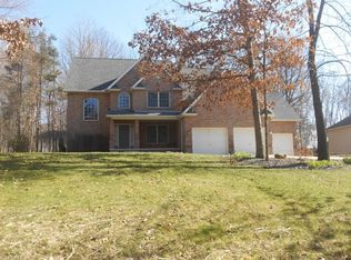108 Cherry Dr NW, North Canton, OH 44720