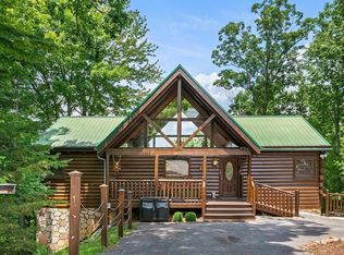 2117 E View Dr, Sevierville, TN 37876