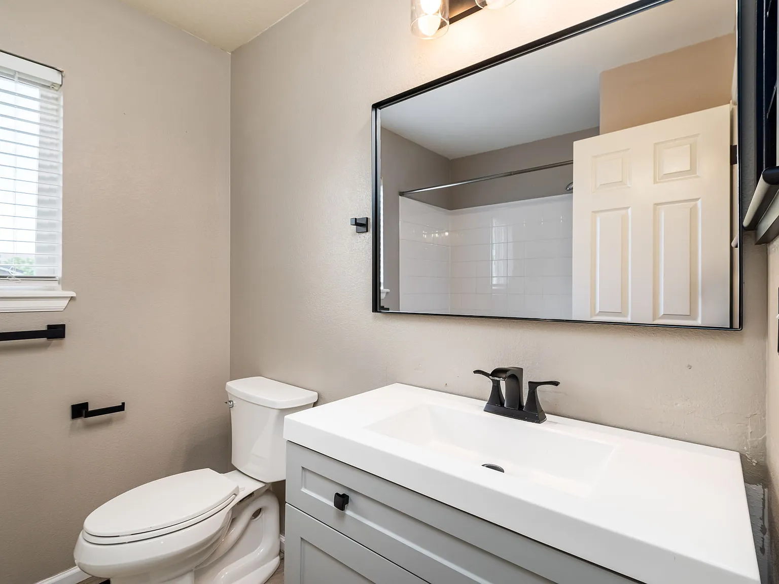 4779 Waldenwood Drive - - — Photo 4