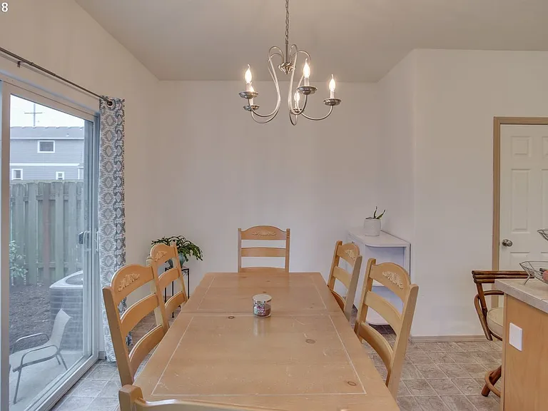 8800 N Drummond Ave — Photo 13