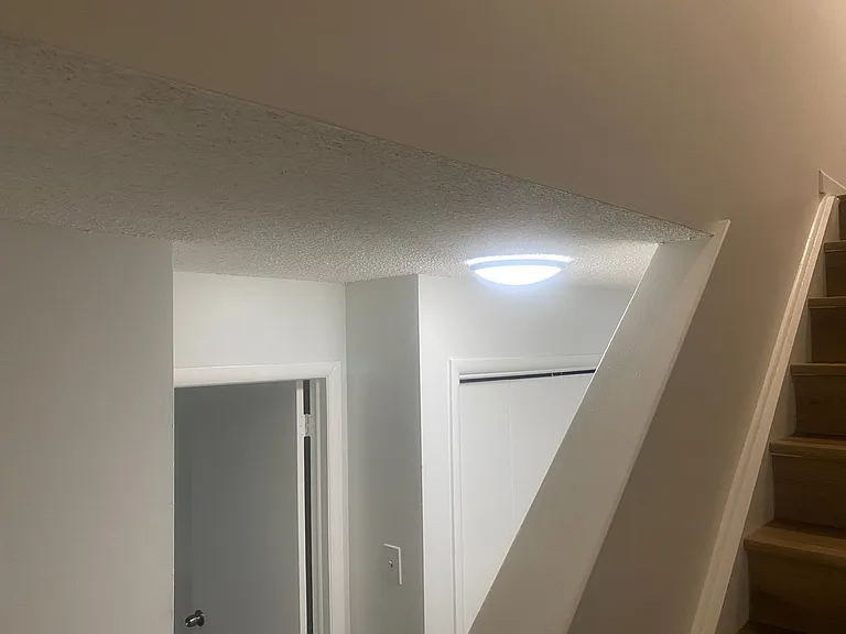 138 Hampshire Dr — Photo 27
