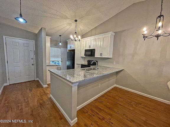 3rd image of 3471 EXCALIBUR Way