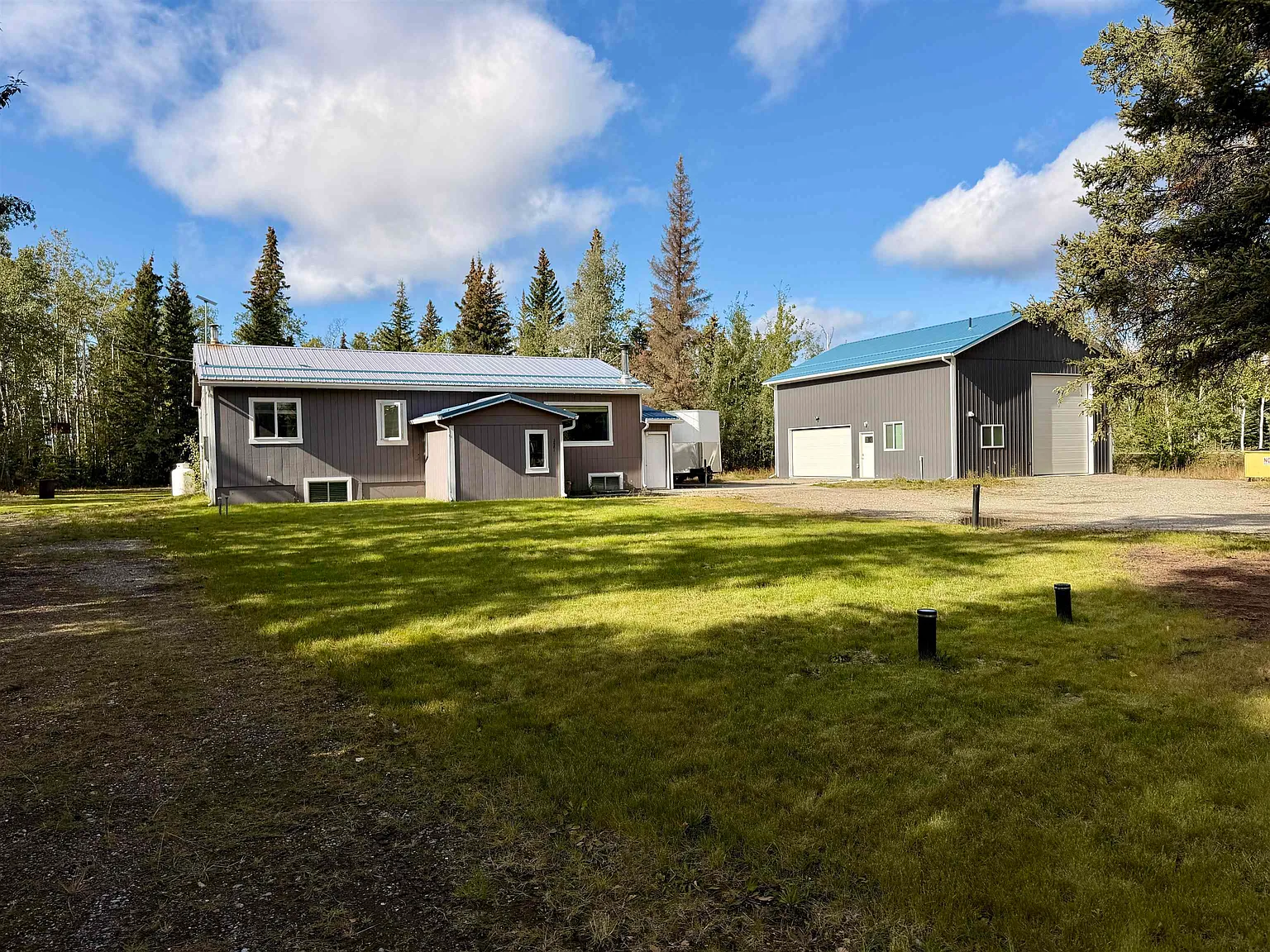 5 bed, $2,850 — Photo 1