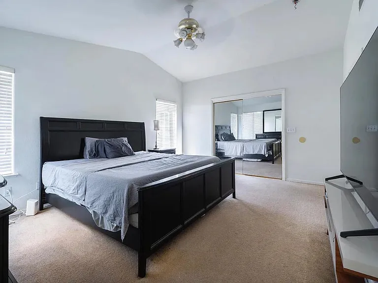 5742 W Palo Alto Ave — Photo 9