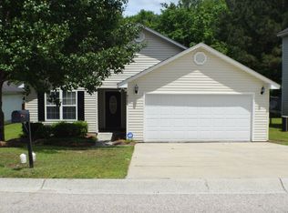 8114 Honeysuckle Lake Dr, North Charleston, SC 29420
