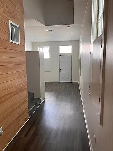 2526 Upperline St — Photo 2
