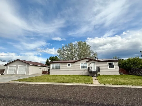 3298 Appaloosa Dr, Colstrip, MT 59323