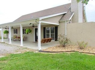 8266 Short Station Rd, Philpot, KY 42366