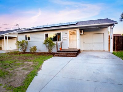 835 Pearl Pl, El Cajon, CA, 92020