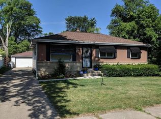 5371 N 61st St, Milwaukee, WI 53218