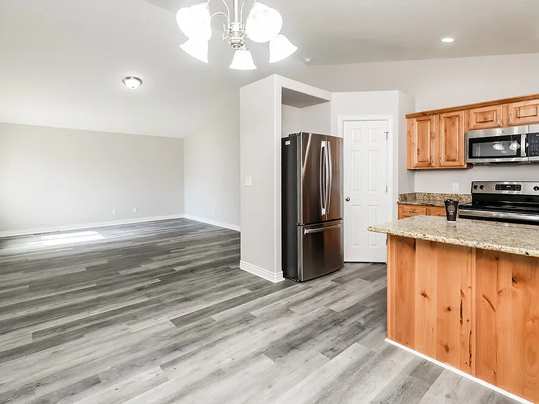 3717 N Bountiful Ln — Photo 8