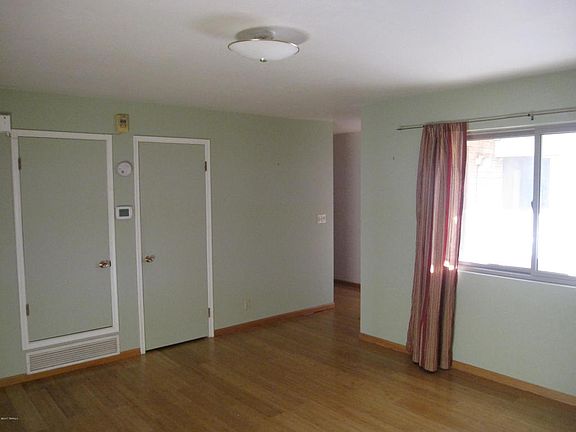 5th image of 1621 N Kelly Pl