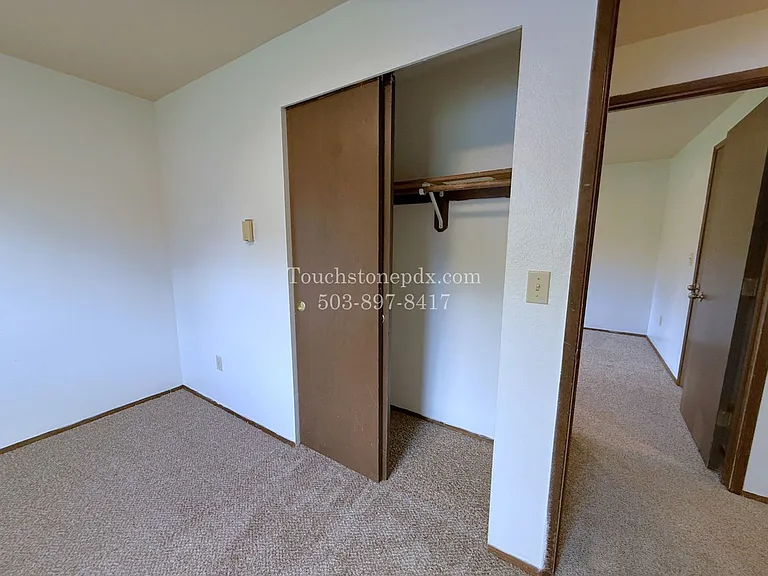 1106 Jefferson St — Photo 18
