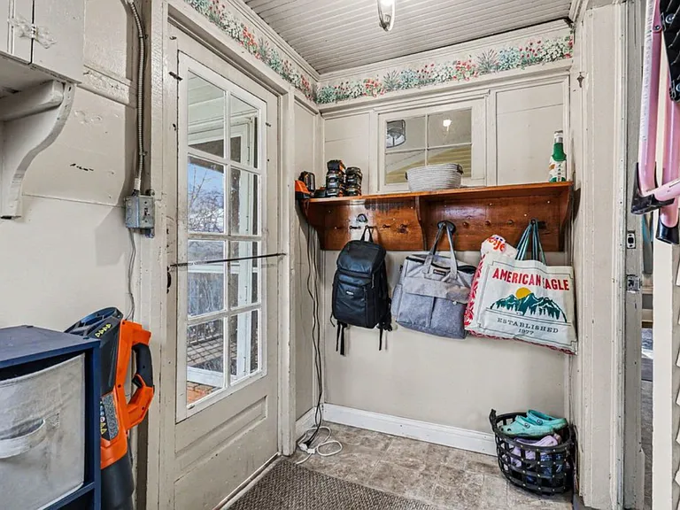 2520 Roys Ave SW — Photo 13