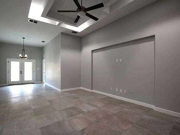 3rd image of 1011 La Muralla St
