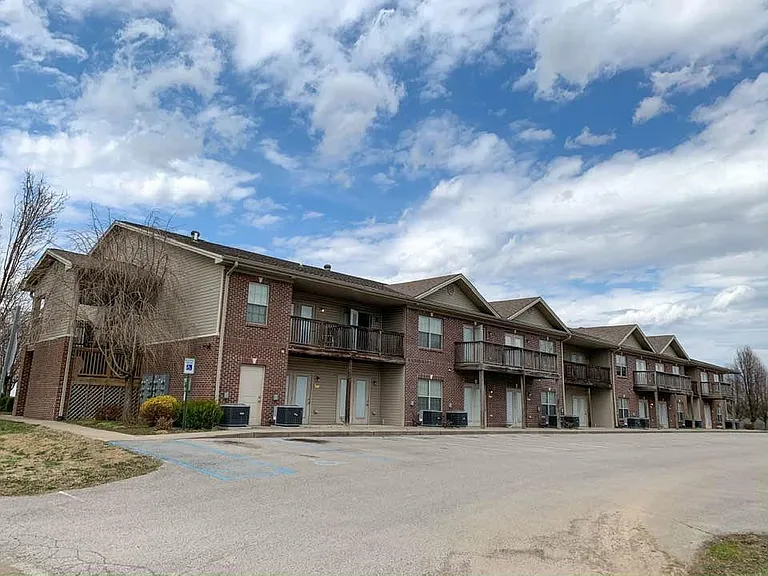 66 Buena Vista Dr #13 — Photo 1