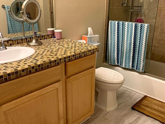 5th image of 12043 Alta Carmel Ct Unit 109
