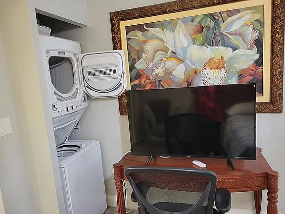 3rd image of 447 Nahua St #106
