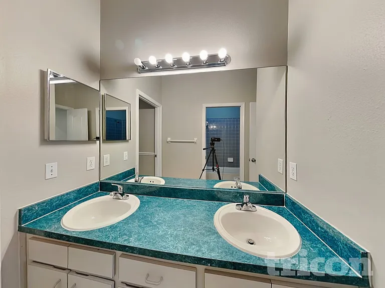 1900 Kettler Dr — Photo 6