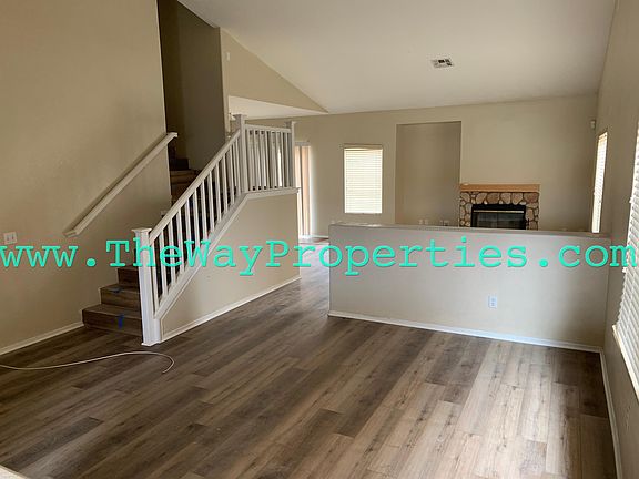 4th image of 13174 Fullerton Dr