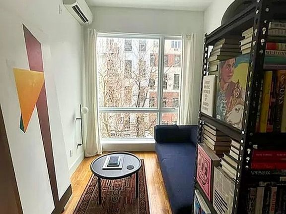 5th image of 509 Vanderbilt Ave #B3